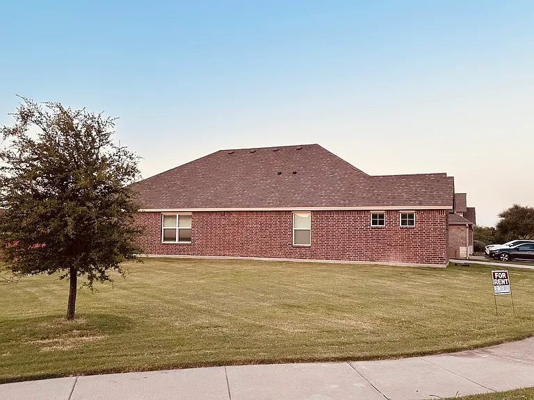 6156 Bell Springs St — Photo 2