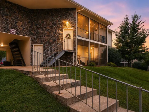 2507 Park De Ville Pl, Columbia, MO 65203