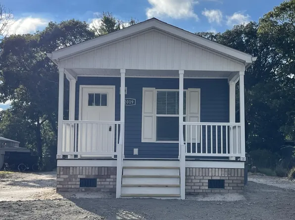 2019 Cedar Lane SW, Supply, NC 28462