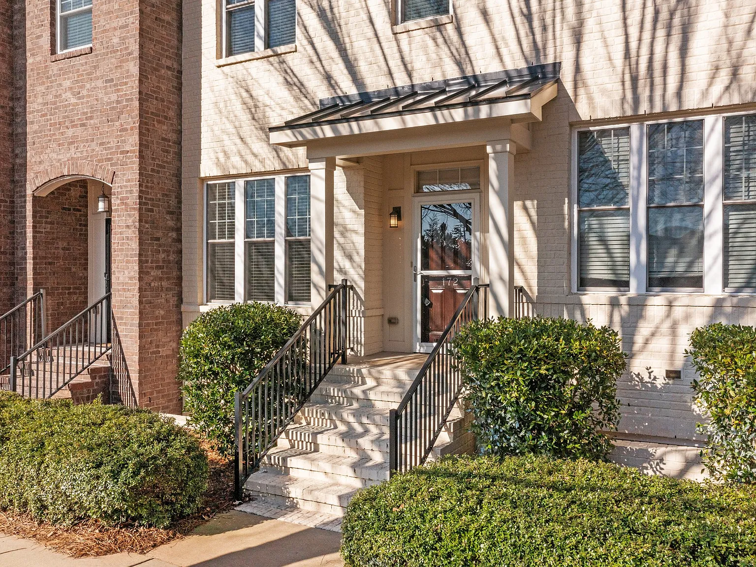 3 bed, 3.5 bath, 1737 sqft, $1,900 — Photo 1