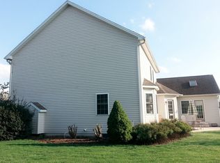 2325 Ocracoke Island Ct, Chambersburg, PA 17202