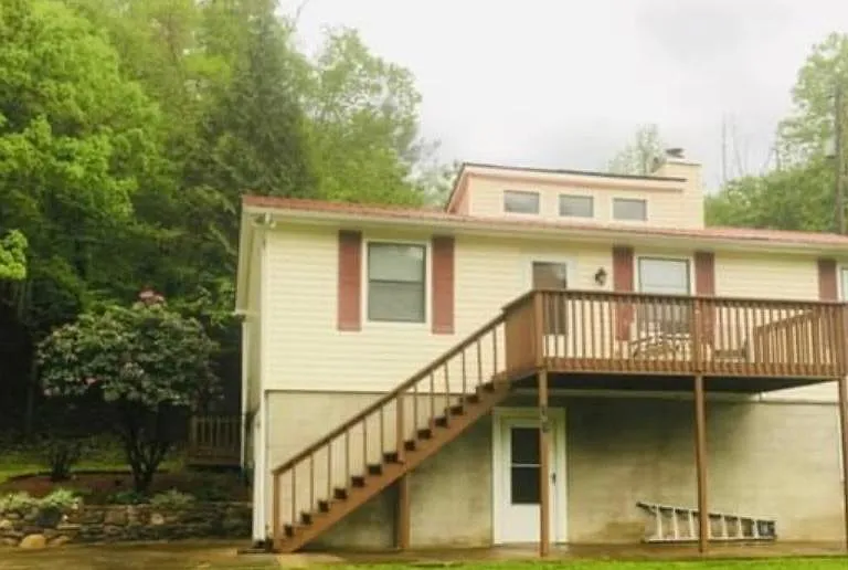 167 Hodges Rd — Photo 3