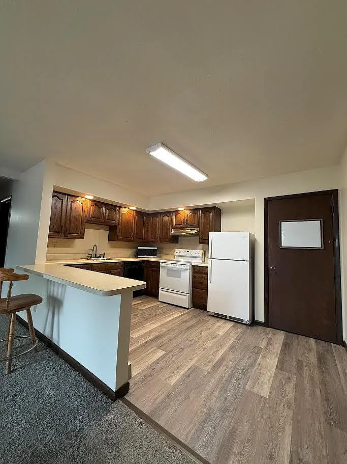 Building Photo - 503 W Pine St #1
