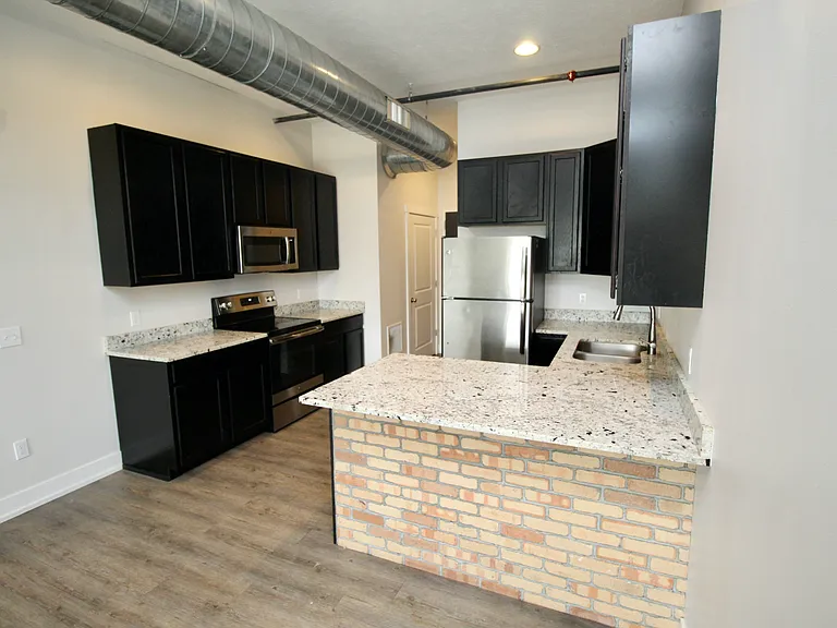 4005 Chicago Dr SW #B — Photo 17