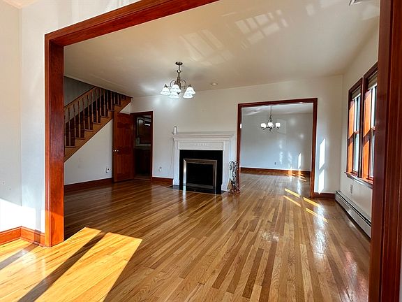 3rd image of 11 Raymond St #11