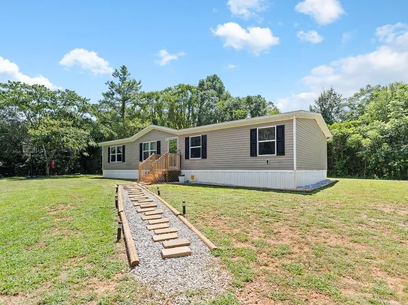2569 Georgia Rd, Gray Court, SC 29645