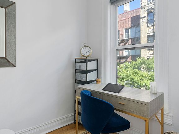 5th image of 177 Thompson St APT 13