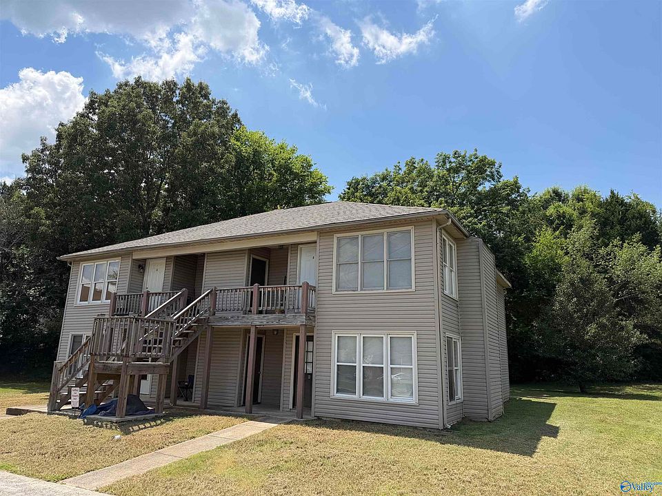 1st image of 2706 Lantern Walk SE