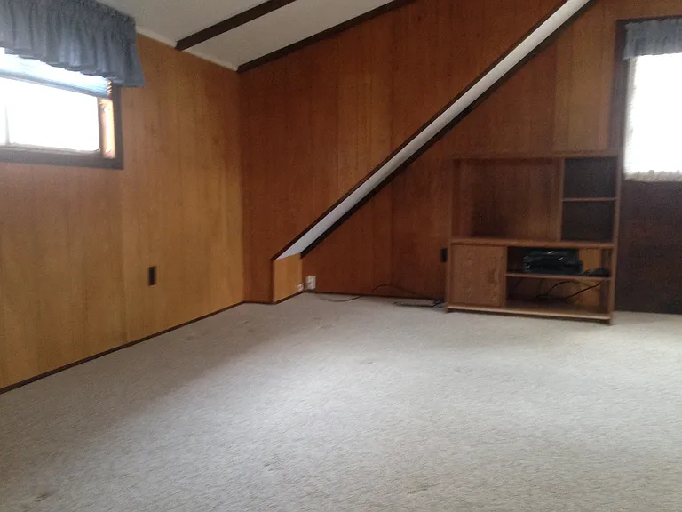 133 S Shore Rd — Photo 4