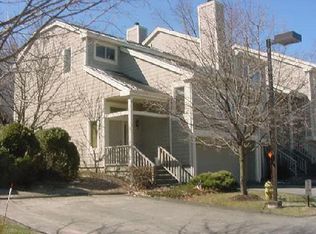6 Lake Pl #6, Danbury, CT 06810