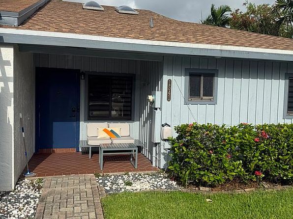 1541 N 14th Ter