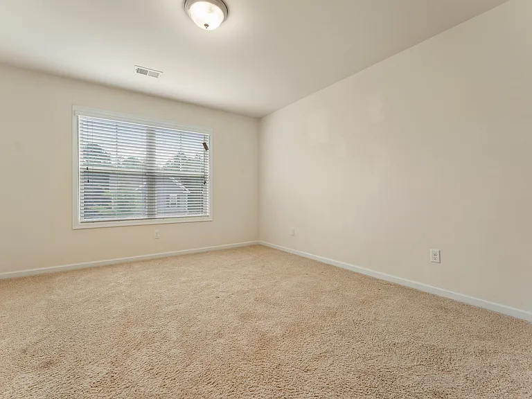 201 Ashewicke Dr — Photo 7