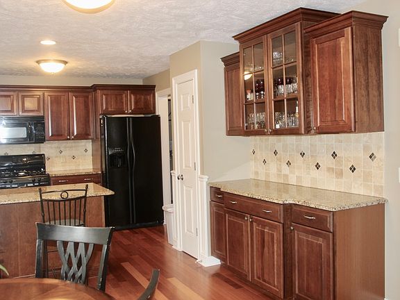 4th image of 2133 Hollyhock Dr NE