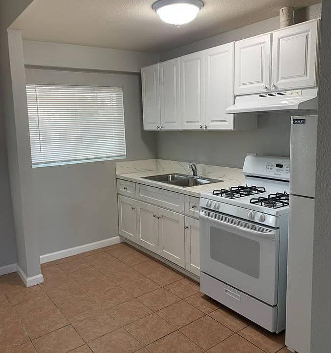 1st image of 4150 National Ave #1