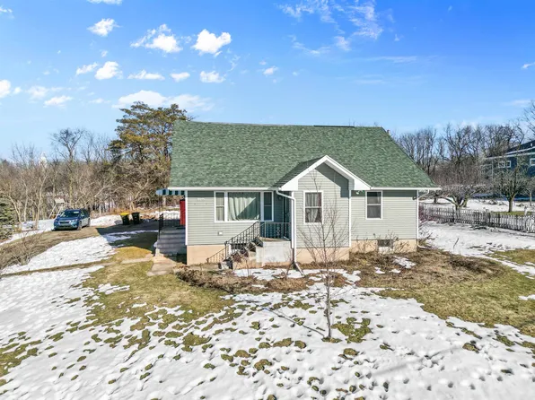 10906 Cave Of The Mounds Rd, Blue Mounds, WI 53517