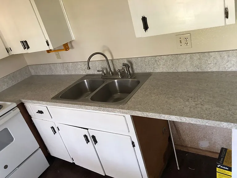 137 Wolfe Rd — Photo 7