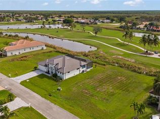 18012 Greenwood DR, NAPLES, FL 34114