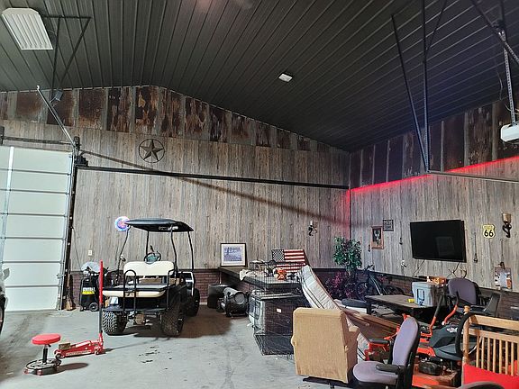 5th image of 104 Private Road 2658