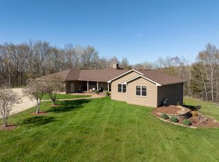 37434 65th Ave, Cannon Falls, MN 55009