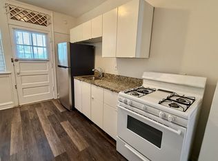 Large 3 bedroom in Greater Grand Crossing, Chicago, IL 60619