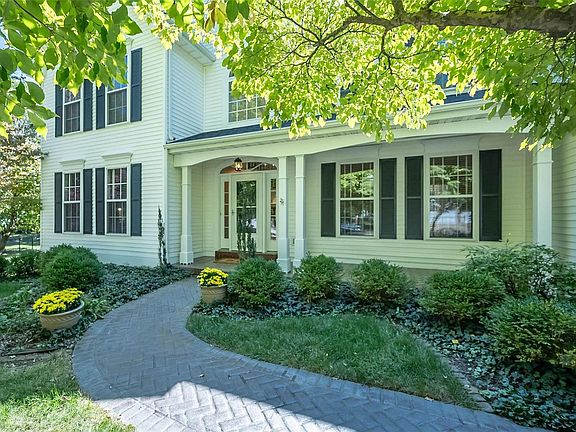 5th image of 1208 Somerset Field Dr