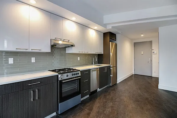 Rented by EXR | media 22