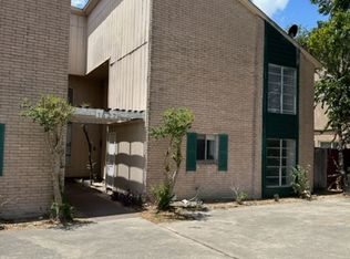 1622 Wycombe St, San Antonio, TX 78216