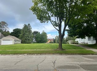 1111 Dodge St, Kewaunee, WI 54216