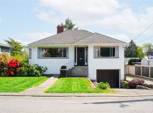 903 Shirley Rd, Esquimalt, BC V9A6M3