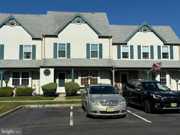 249 Knoll Dr, Clementon, NJ 08021