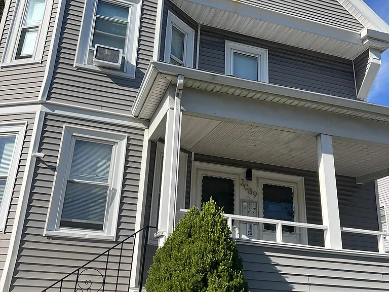 2089 Centre St #3 — Photo 1