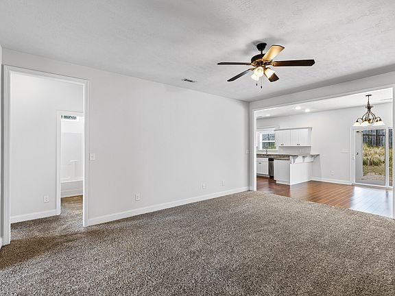 5th image of 2007 Fern Crest Ln