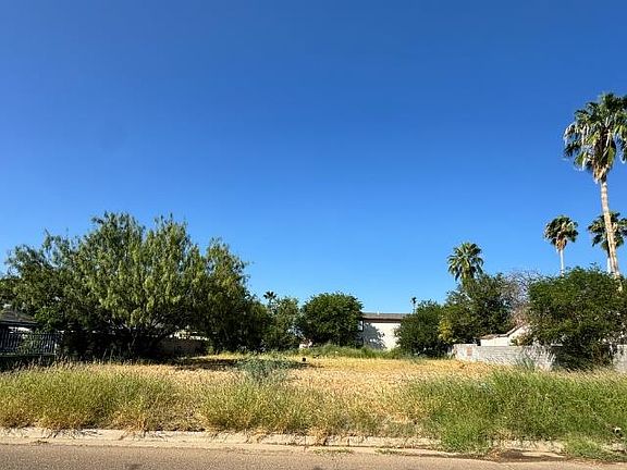 4th image of 310 Santander Dr