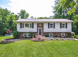 5 Colonial Ct, Hopewell Junction, NY 12533