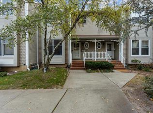 116 Northampton Dr #N116, Holmdel, NJ 07733