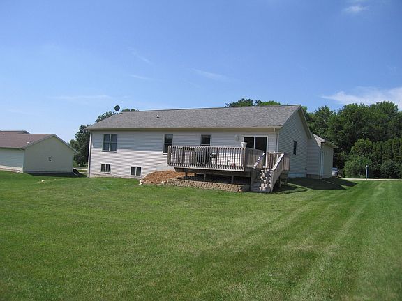 Great Back Yard and Deck