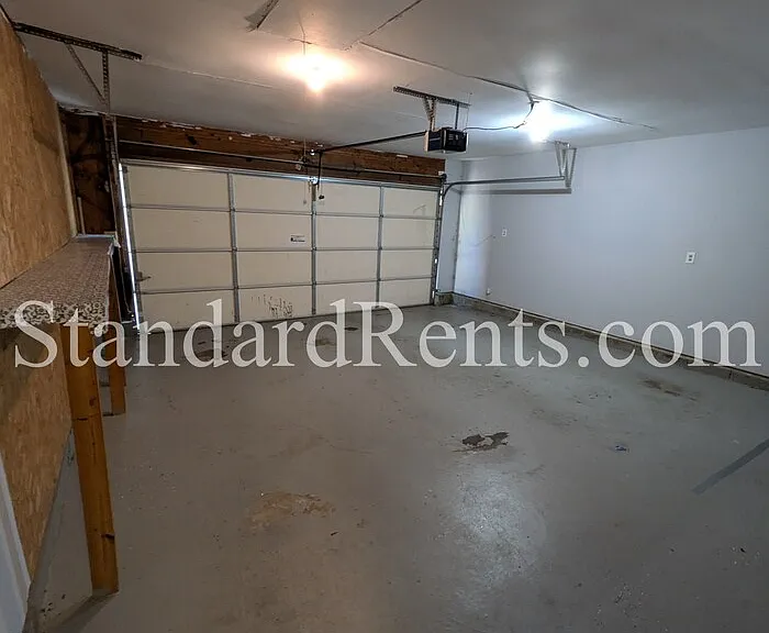 8121 Winewood Way — Photo 6