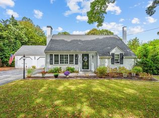 442 Pine St, Barnstable, MA 02630