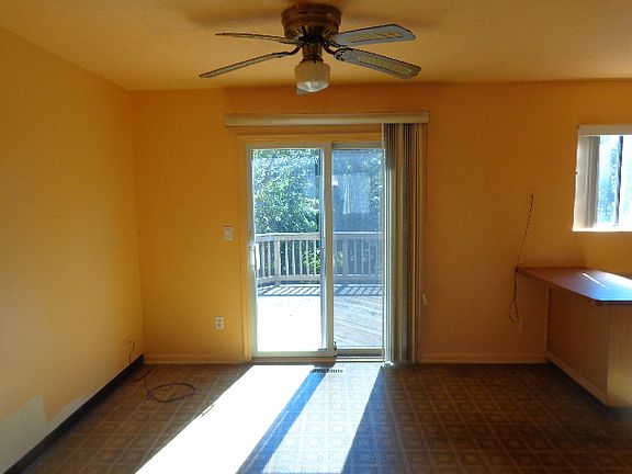 4th image of 1141 Alameda Ave