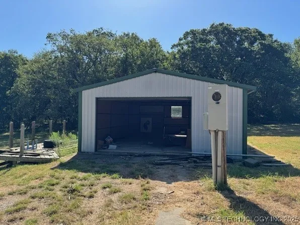 64 Golf Club Dr, Burneyville, OK 73430