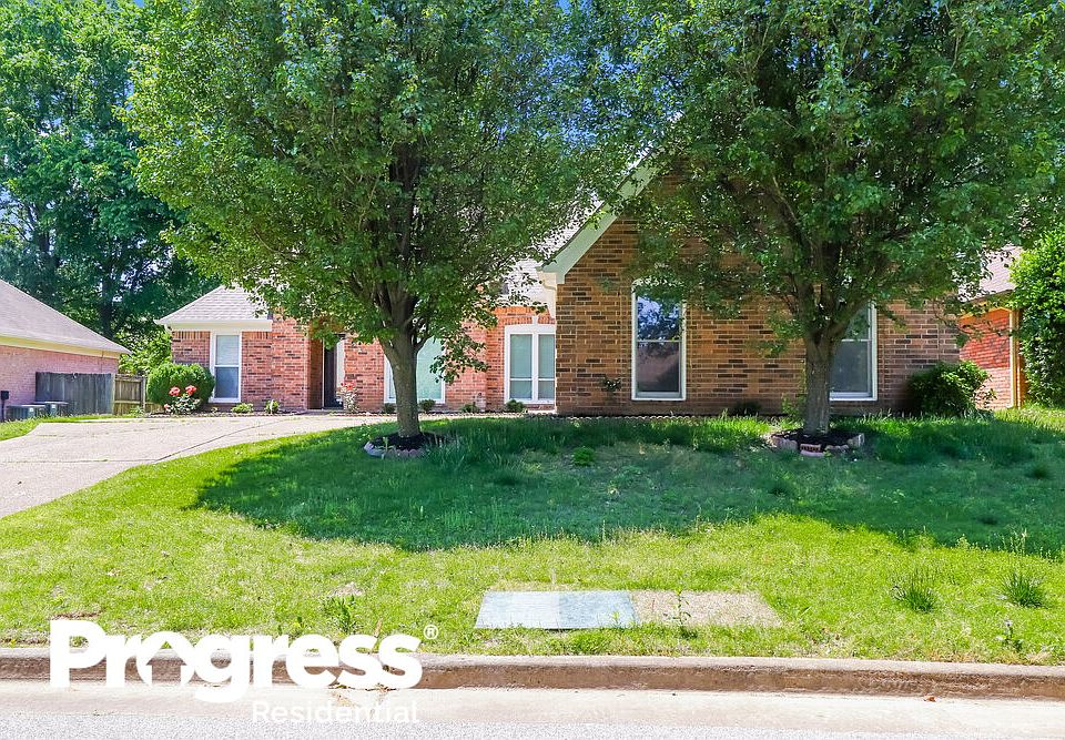 1st image of 865 Paradise Dr