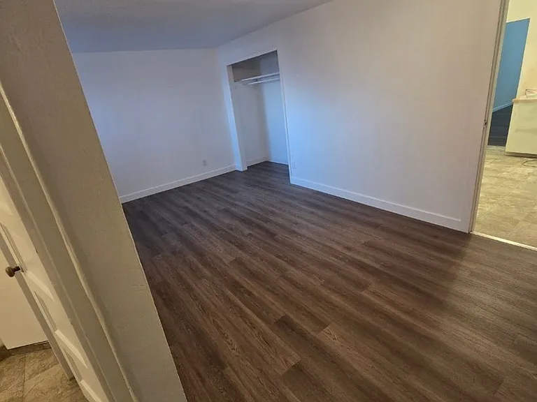 2439 Sherman Ave — Photo 5