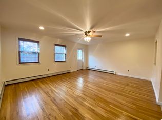 225 Warren St #1, Jersey City, NJ 07302