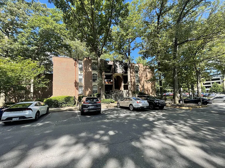 3378 Woodburn Rd #T3 — Photo 38