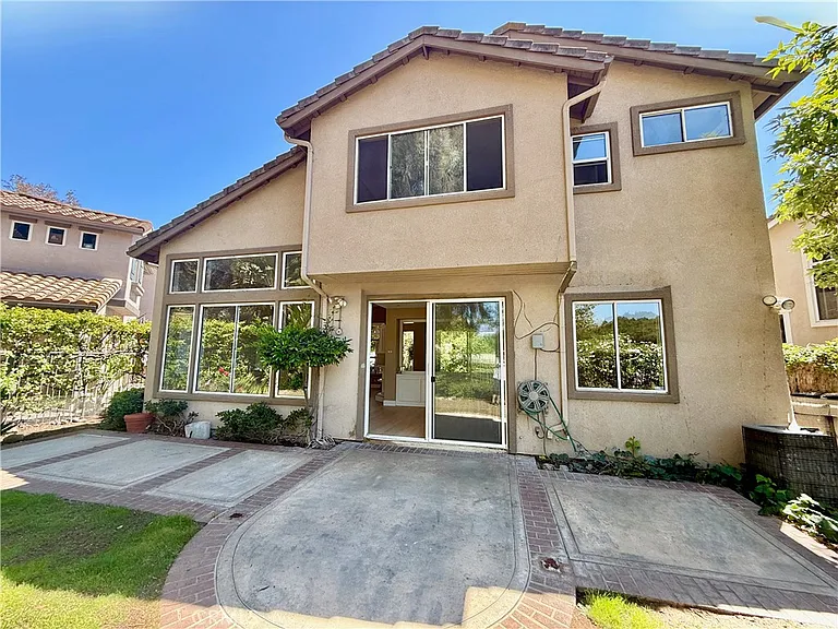 1 Acorn Rdg — Photo 21