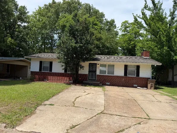 701 White Oak Dr, Forrest City, AR 72335