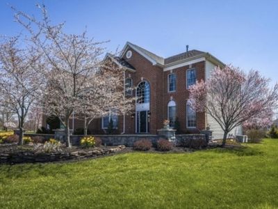 2 Old Field Ct, Flemington, NJ, 08822