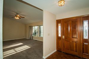 3rd image of 3728 Siskiyou St