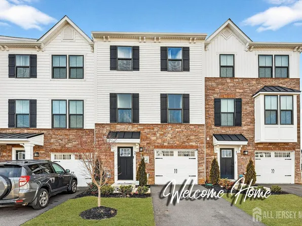 39 Sage Way, Mount Laurel, NJ 08054