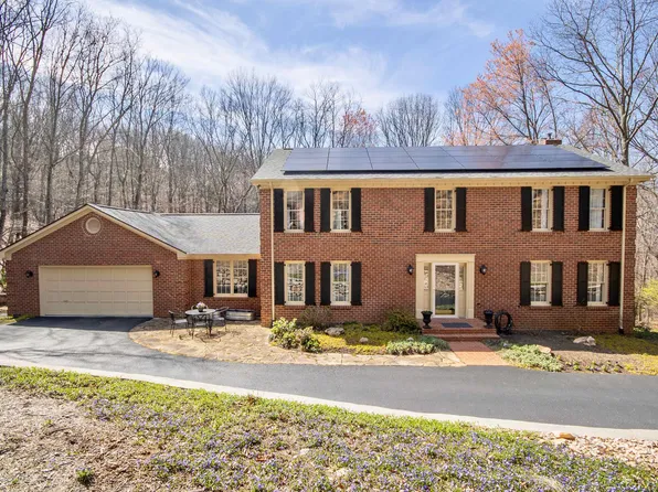 5361 Peregrine Crest Cir, Roanoke, VA 24018